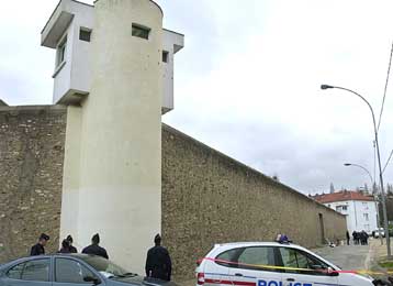 Γάλλος… Παλαιοκώστας απέδρασε από τη φυλακή με ελικόπτερο