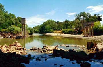 Σε απόγνωση οι αγρότες στη Λάρισα, καθώς στερεύει ο Πηνειός ποταμός