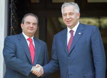 Περαιτέρω διαπραγματεύσεις για το Κόσοβο ζητά ο Κ. Καραμανλής