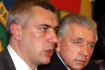 Αντιευρωπαϊκός συνασπισμός από δύο μικρά κυβερνητικά κόμματα στην Πολωνία