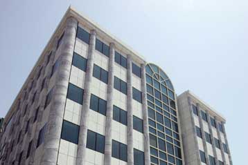 Μικρή πτώση στο Χρηματιστήριο τη Δευτέρα, limit up για την Vivartia