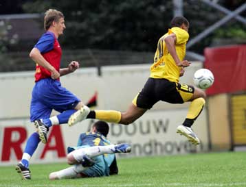 Ισοπαλία της ΑΕΚ με την Στεάουα χάρη στον – και πάλι ορεξάτο – Ριβάλντο