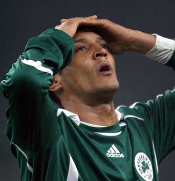 Ο Μόρις χειρουργήθηκε, ο Παναθηναϊκός κινείται για τον αντικαταστάτη του