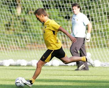 Τζέφερσον, Κούτσιακ και επιθετικός οι προτεραιότητες της ΑΕΚ