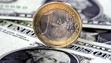 Νέο ιστορικό ρεκόρ για το ευρώ, σκαρφάλωσε στα 1,3834 δολάρια