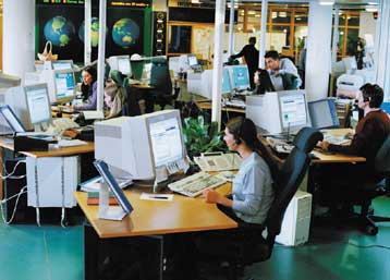 Επιστροφή αφορολόγητων αποθεματικών των επιχειρήσεων ζητά η Κομισιόν