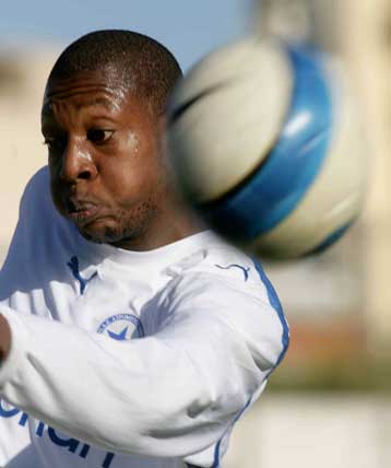 Εξουζίδης, Ραγκουέλ και Νικολόπουλος υπέγραψαν στον Ηρακλή που κλείνει και Σίλβα