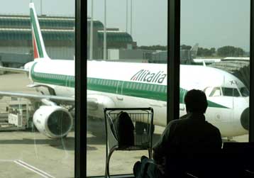 Αποχώρησε και ο τελευταίος υποψήφιος «μνηστήρας» της Alitalia