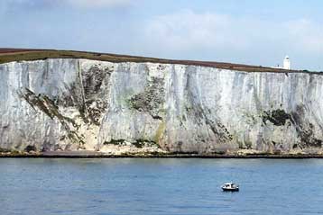 Κατακλυσμιαία πλημμύρα απέσπασε τη Βρετανία από την Ευρώπη