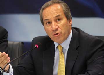 «Από σήμερα» να ζητούν οι πολίτες αποδείξεις, συνιστά ο Γ.Αλογοσκούφης