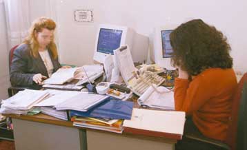 Τα κράτη-μέλη αποφασίζουν μόνα τους για τα όρια συνταξιοδότησης, διευκρινίζει η ΕΕ