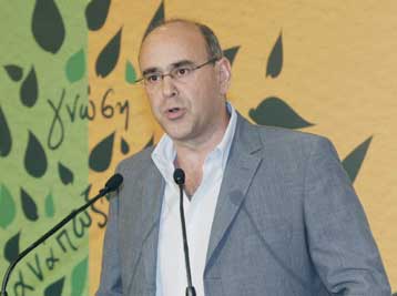 Αντιδρούν οι Μ.Νεονάκης και Χρ.Πάχτας στην απόφαση να μείνουν εκτός ψηφοδελτίων ΠΑΣΟΚ