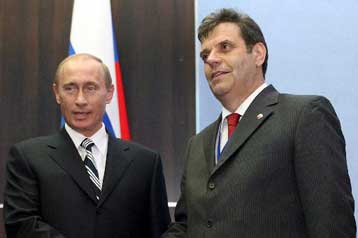 «Νίκη» χαρακτηρίζει η Σερβία την απόσυρση του ψηφίσματος για το Κόσοβο