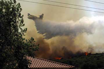 Μεγάλη πυρκαγιά στον Αμάραντο Κόνιτσας – Σε ύφεση τα περισσότερα μέτωπα