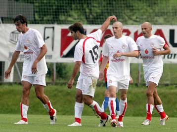 Ανέτοιμος ο Ολυμπιακός ηττήθηκε από την τσεχική Βικτόρια Πλζεν, γκολ ο Ματσούκας