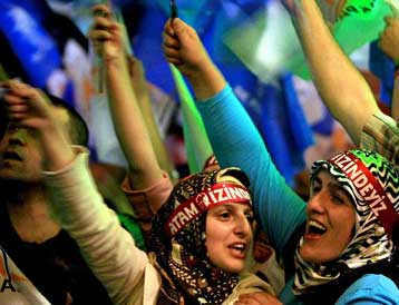 Εκλογή προέδρου και Κουρδικό προτεραιότητες του Ερντογάν μετά την εκλογική νίκη