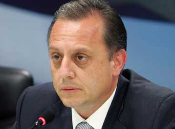 Στα πειθαρχικά συμβούλια με το ερώτημα της απόλυσης οδεύουν 60 εφοριακοί