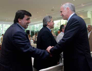 Φορολογική μεταρρύθμιση υπέρ των μεσαίων και χαμηλών εισοδημάτων υπόσχεται το ΠΑΣΟΚ