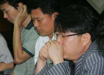 Νέα προθεσμία δίνουν οι Ταλιμπάν για τους 23 Νοτιοκορεάτες ομήρους