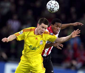 Η Λίβερπουλ ανανέωσε με Φίναν και κινείται νομικά για την απόκτηση του Χάιντσε