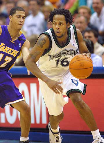 Παράταση αγωνίας στον Ολυμπιακό για τον Τζανέρο Πάργκο