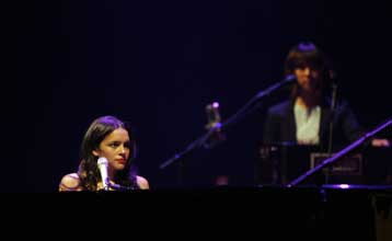 Τζαζ και κάντρι από τη Νόρα Τζόουνς την Τετάρτη στο Ηρώδειο