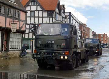 Κινητοποίηση του Στρατού για την ανακούφιση των πλημμυροπαθών στη Βρετανία