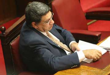 Στοιχεία για αύξηση 10% του κοινωνικού προϋπολογισμού το 2007, κατέθεσε ο Β.Μαγγίνας