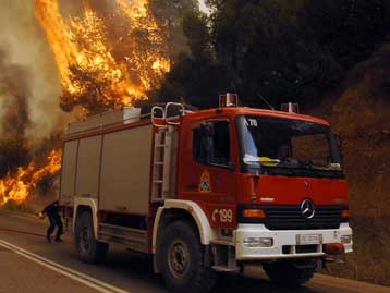 «Σημειώματα» βουλευτών της ΝΔ για αποστρατείες και προαγωγές στην Πυροσβεστική