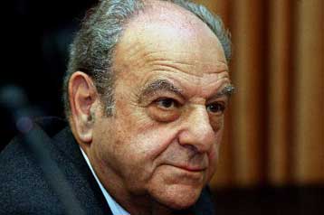 Ουδέποτε προσκλήθηκα να παραστώ στη Βουλή, διευκρινίζει ο Γ.Ζορμπάς