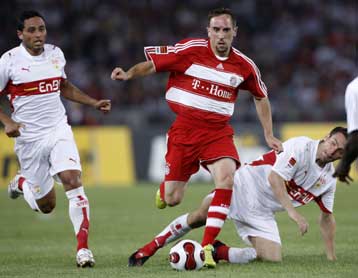 Η Μπάγερν Μονάχου και η Σάλκε θα κοντραριστούν στον τελικό του Σαββάτου