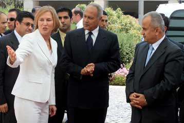 Ιστορική επίσκεψη υπουργών του Αραβικού Συνδέσμου στο Ισραήλ