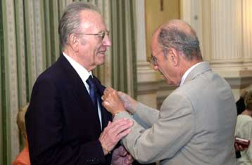 Πέθανε σε ηλικία 84 ετών ο βαθύφωνος Νίκος Ζαχαρίου