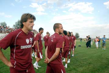 Τη δυστοκία της πλήρωσε η Λάρισα στην ήττα της με 3-0 από την Τορίνο