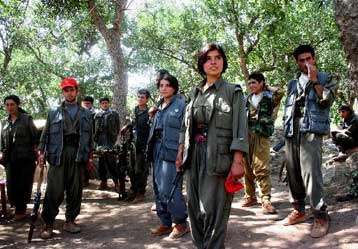 Επίθεση κατά της ηγεσίας του ΡΚΚ, σύμφωνα με τουρκικές πηγές – Διαψεύδουν οι Κούρδοι