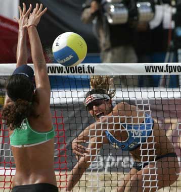 Θεμέλια πρόκρισης στους Ολυμπιακούς έβαλαν Καραντάσιου/ Αρβανίτη στο Γκστάαντ