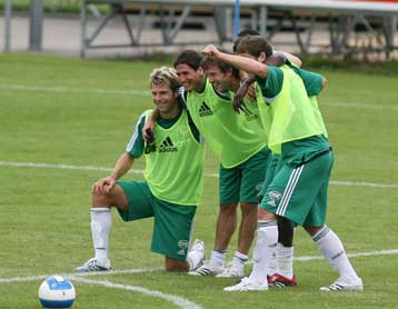 Κεντρικούς αμυντικούς αναμένει ο Παναθηναϊκός, ικανοποίηση για εμφάνιση και Σιόντη