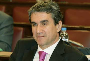 Νέα αντιπαράθεση κυβέρνησης – ΠΑΣΟΚ για το πρόβλημα των πυρκαγιών