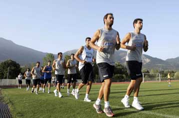 Προτερήματα της Εθνικής η αυτοπεποίθηση, η ομοιογένεια και ο σεβασμός, λέει ο Ζήσης