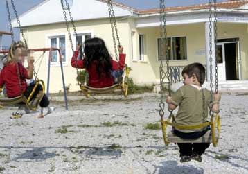 Με αίθουσες προκάτ καλύπτει το υπουργείο Παιδείας τις ανάγκες για νέα νηπιαγωγεία