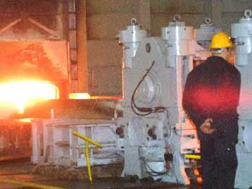 Μικρή επιτάχυνση για την μεταποιητική δραστηριότητα τον Ιούλιο