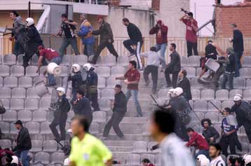 Δικογραφία εις βάρος 11 ατόμων για τις συγκρούσεις οπαδών στον αγώνα Λάρισας-ΠΑΟΚ το 2006