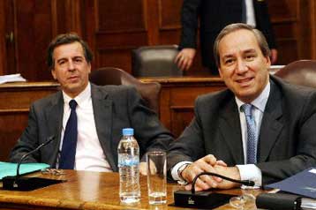 Αναζωπυρώθηκε η εκλογολογία με μπαράζ δηλώσεων από κορυφαίους υπουργούς