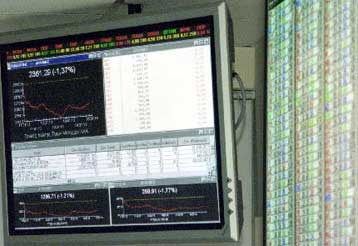 Σημειώνοντας μικρή άνοδο το Χρηματιστήριο έφτασε στις 4.892,51 μονάδες την Πέμπτη