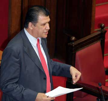 Εγκρίθηκε από τη Βουλή η τροπολογία για τη ρύθμιση των χρεών των συλλόγων
