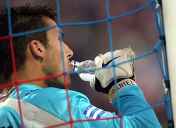 Φερνάντεζ, Μελίσσης και Σάλμον απόντες από την προπόνηση του ΠΑΟΚ