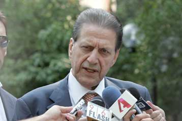 Ο στρατός δίνει προσωρινή λύση για τις στολές των αγροφυλάκων