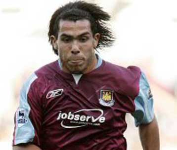 Αίσιο τέλος στο «σίριαλ» της μεταγραφής του Τέβες στη Μάντσεστερ Γιουνάιτεντ