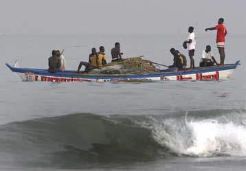 Φόβοι για δεκάδες νεκρούς από ναυάγιο πλοίου στη Σιέρα Λεόνε