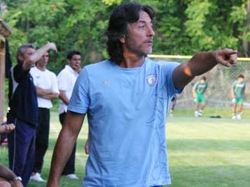 Ροσάλες και Μπένκο υποδέχεται ο Ηρακλής, αποχαιρετά τον Ερέρα